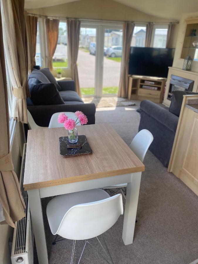 6 Berth Seawick Caravan Park, St Osyth Colchester Exterior foto